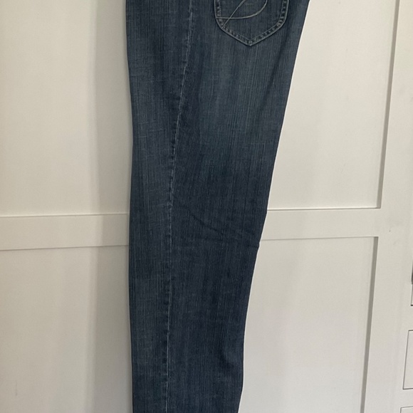 CHICOS SIZE 2.5 PLATINUM BLUE JEANS REGULAR DISTRESSED 12/14 NWT NEW - Picture 4 of 6